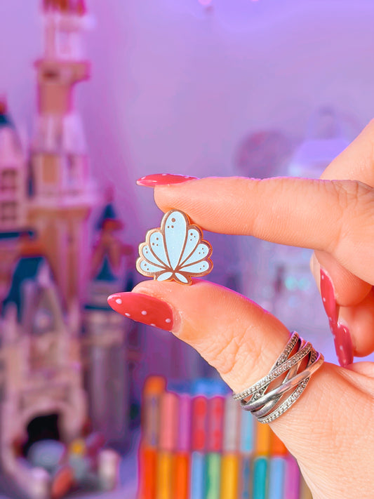 Shell Mini Enamel Pin